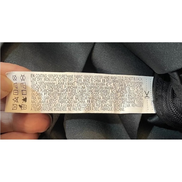 Forever 21 Black Pleated Faux Leather Chain Skirt Size M Goth - Picture 8 of 9